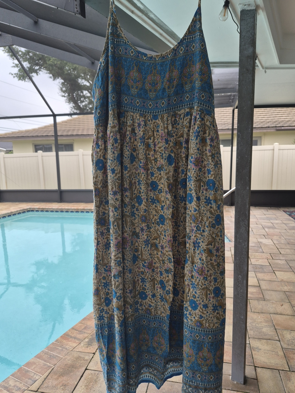 NATURAL LIFE Teal and Beige Floral Maxi Dress